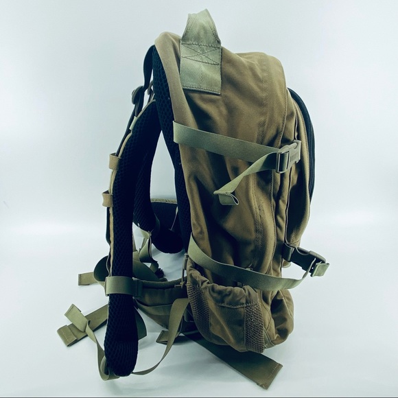 Blackhawk Tactical Multiple Compartments Backpack Military Hiking Camping Biking - Picture 2 of 13
